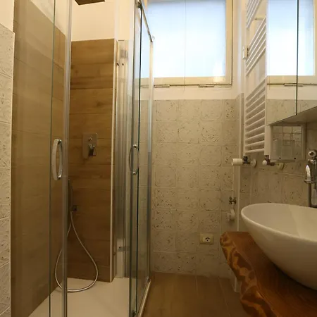Casa Hexa - Monolocale Smart Con Balcone, Ac E Parcheggio Gratuito * Turim